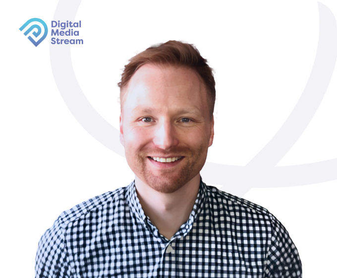 Snovio外贸软件客户-Simon Leeming